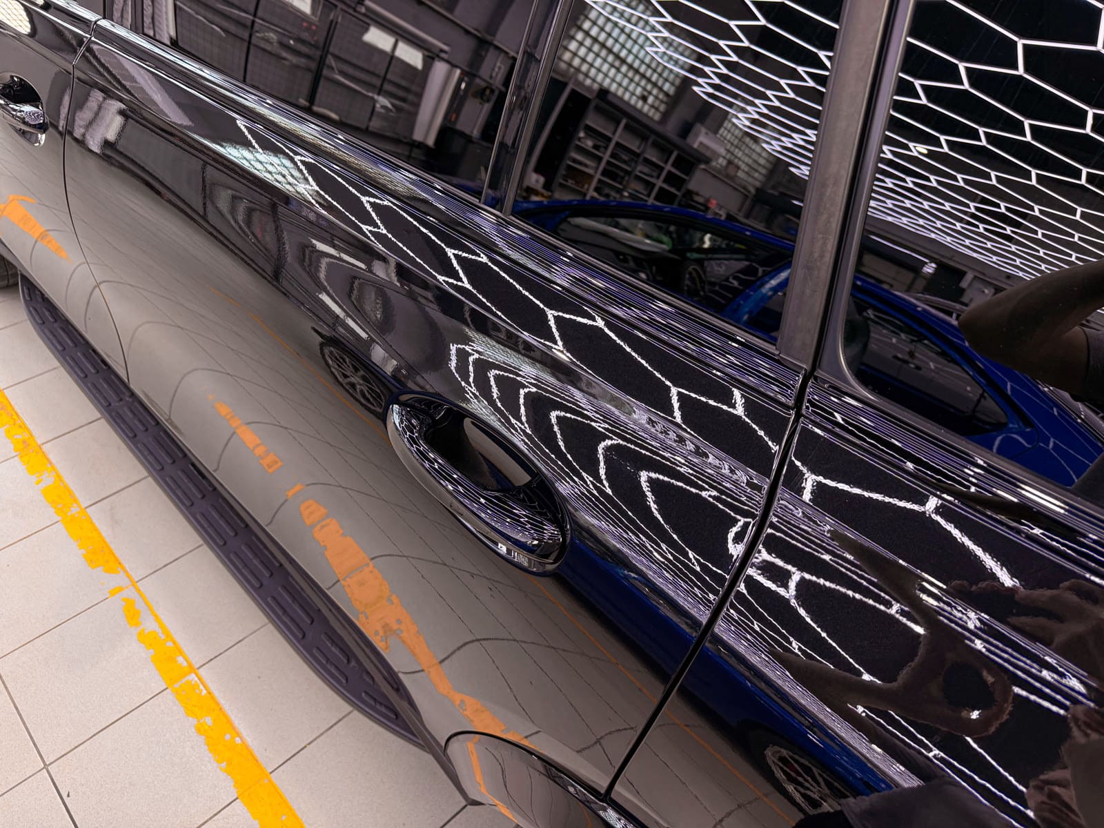 Антихром Mercedes-Benz GLS 63 — больше характера и агрессии — после защиты глянцевых элементов, кадр 14
