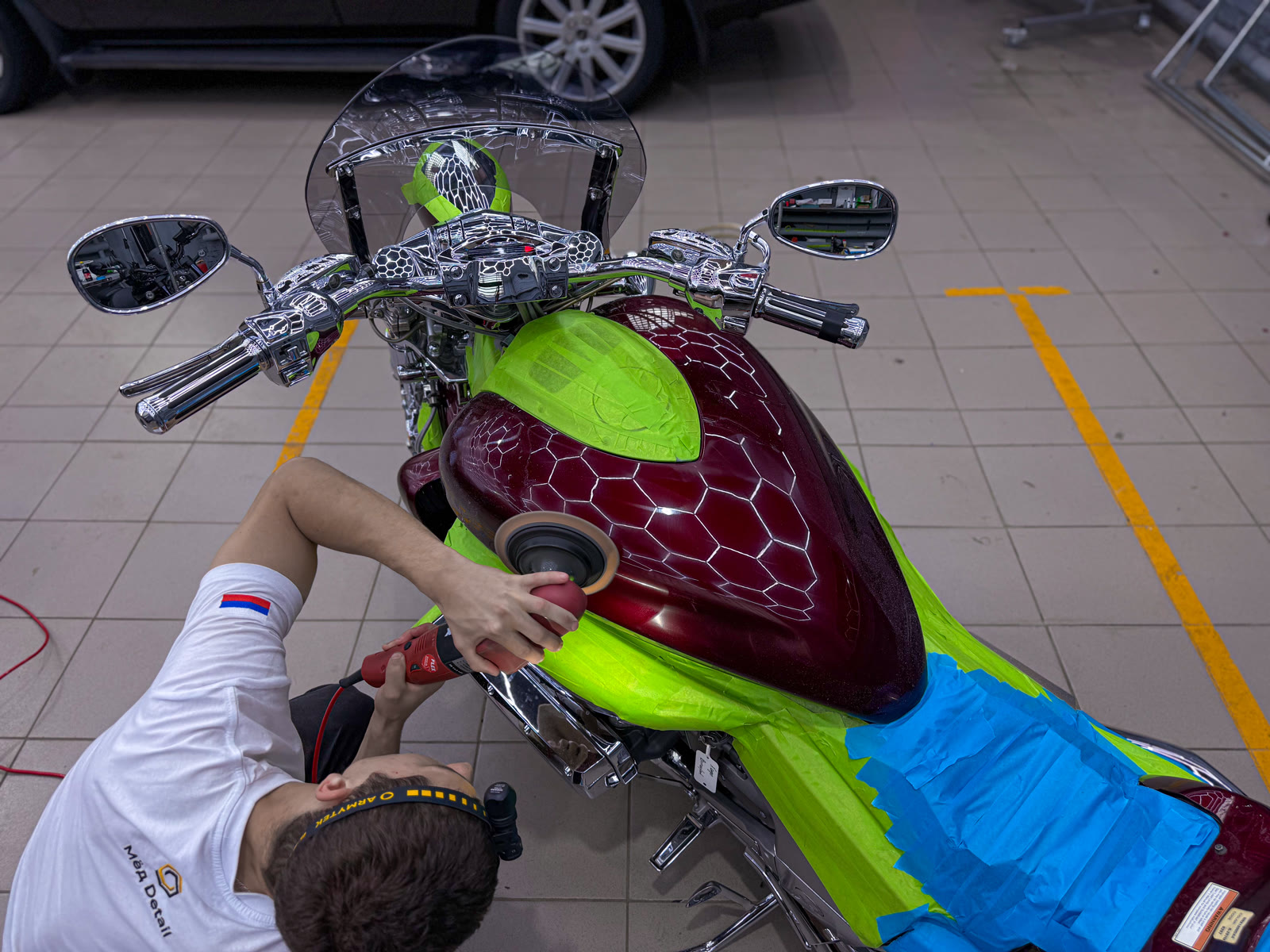 Детейлинг-полировка Honda Valkyrie Rune — после защиты глянцевых элементов, кадр 8